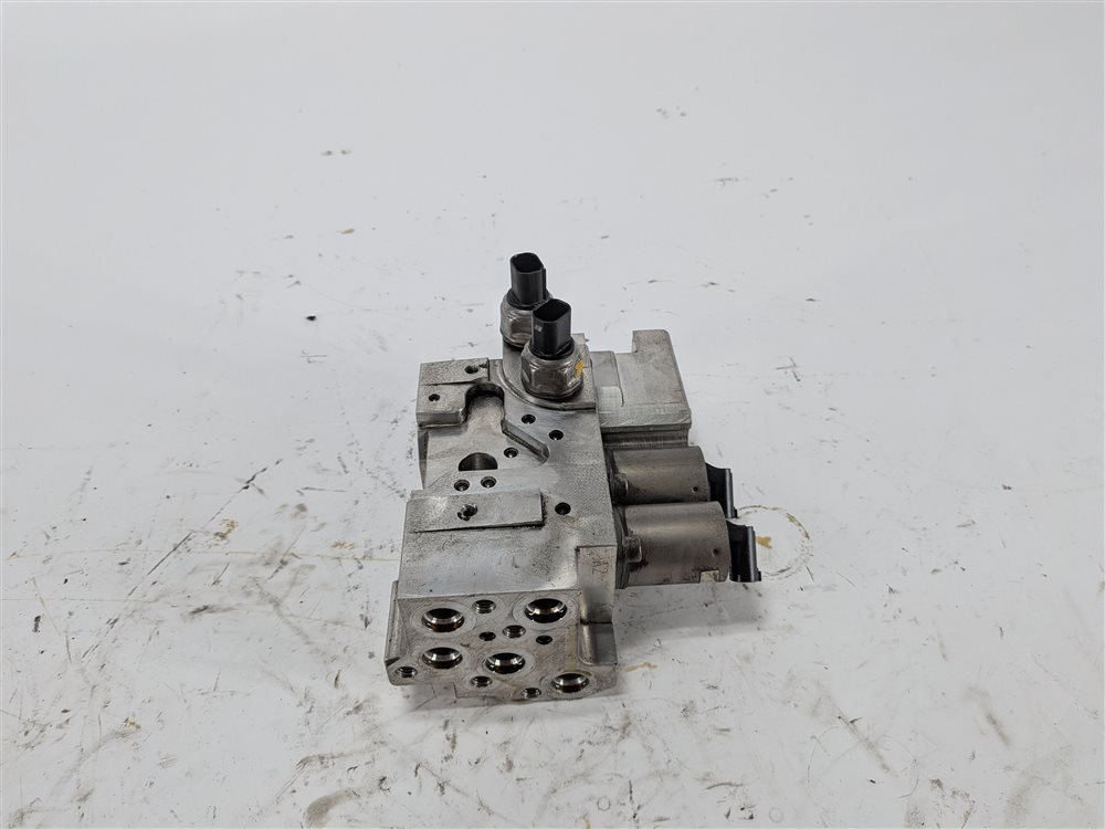 Thumbnail 5: 2015 MERCEDES GL550 (X166) ACTIVE CURVE SYSTEM HYDRAULIC VALVE BLOCK SOLENOID