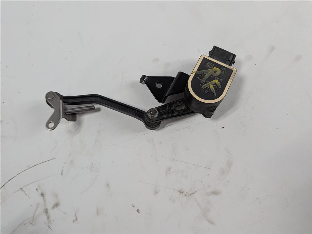 Thumbnail 6: 2015 MERCEDES GL550 X166 AIRMATIC AIR SUSPENSION RIDE HEIGHT LEVEL SENSOR SET/4