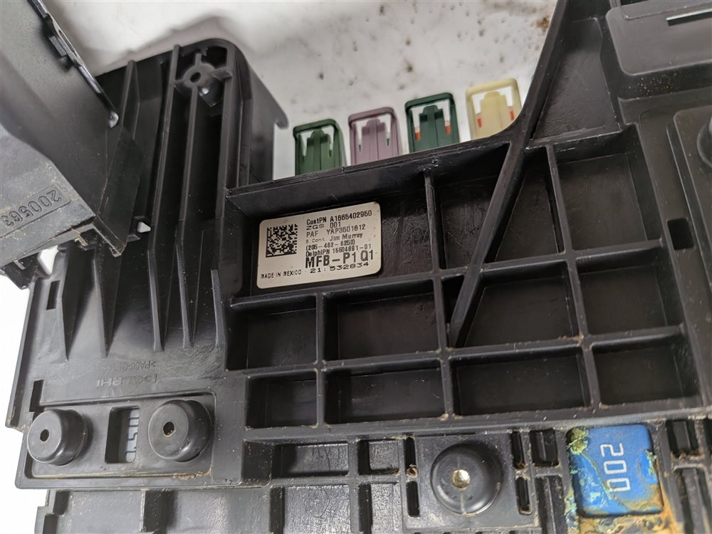Thumbnail 6: 2015 MERCEDES GL550 (X166) 4.6L FUSE RELAY POWER DISTRIBUTION JUNCTION BOX BLOCK