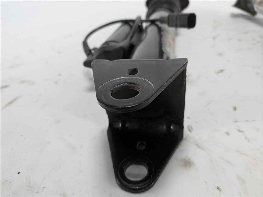 Thumbnail 4: 12-16 GL450 GL550 ML350 ML550 W166 X166 REAR LEFT & RIGHT ADAPTIVE SHOCK SET/2