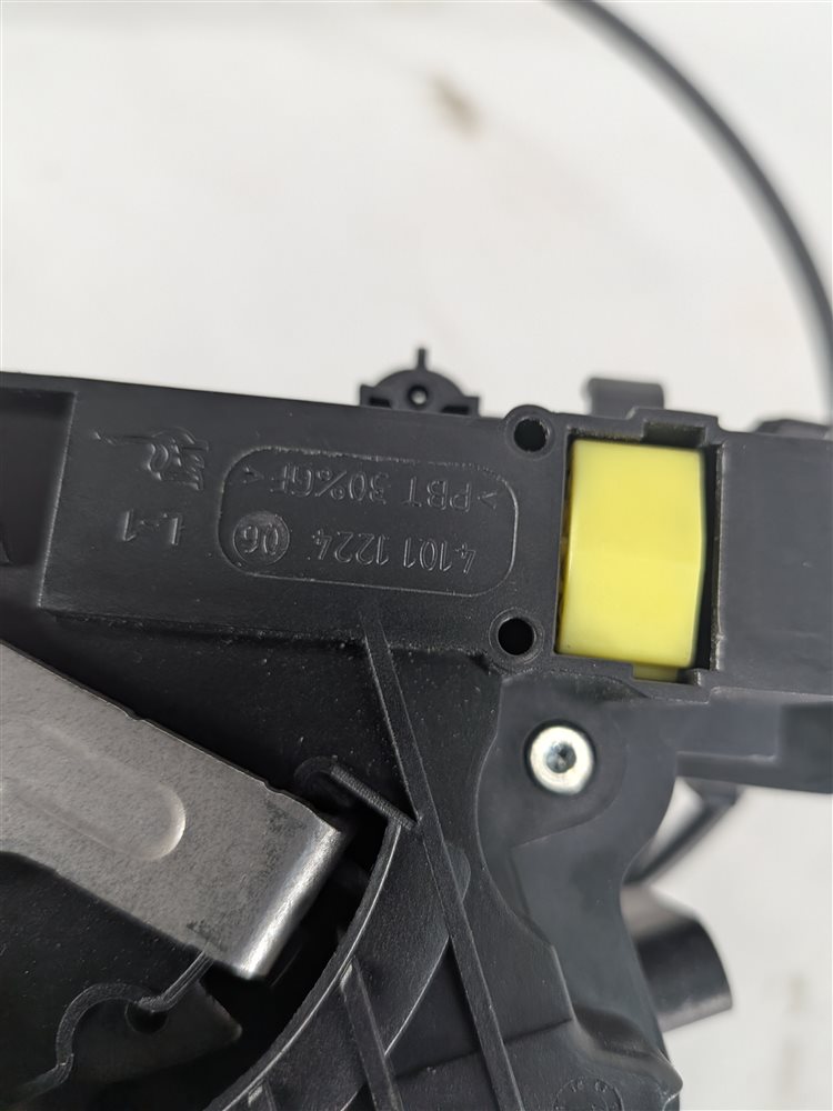 Thumbnail 7: 13-15 MERCEDES GL CLASS (X166) REAR LEFT LOCK LATCH ACTUATOR w/ SOFT CLOSE MOTOR