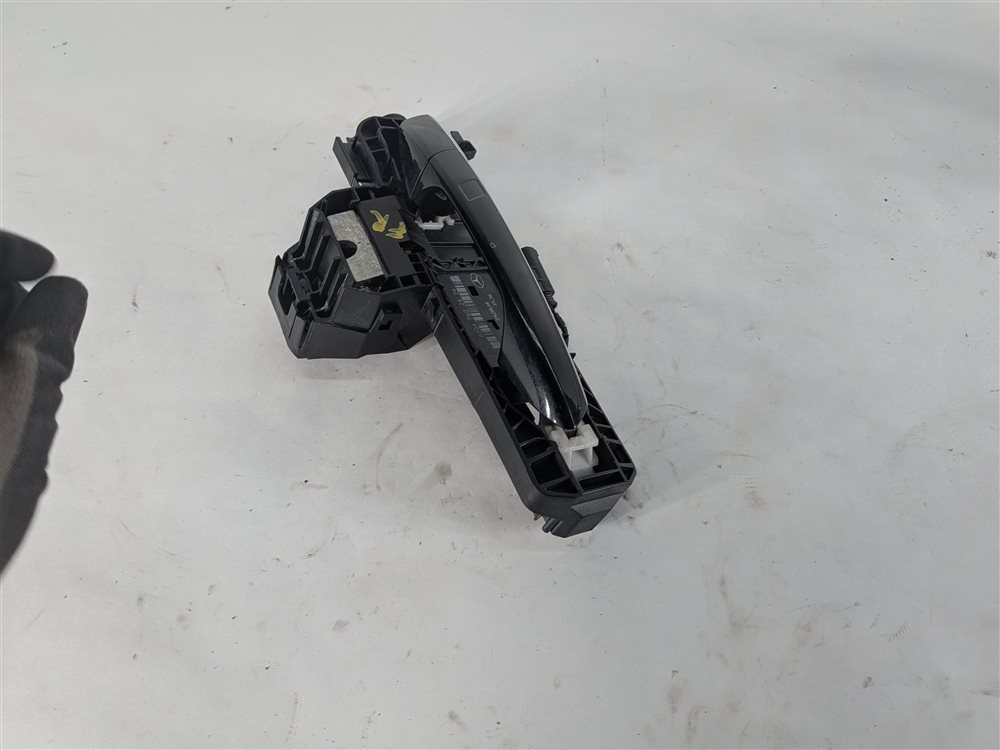 Thumbnail 3: 08-16 MERCEDES C E GL ML CLASS FRONT or REAR RIGHT KEYLESS DOOR HANDLE (Black)