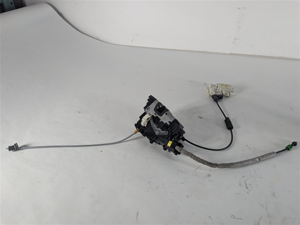 Thumbnail 6: 13-20 MERCEDES GL GLE GLS S FRONT RIGHT PASSENGER DOOR LATCH w/ SOFT CLOSE MOTOR