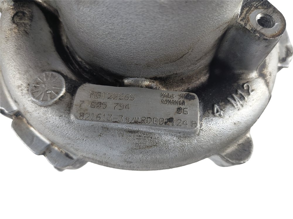 Thumbnail 6: 2013-2019 BMW 550i 550iGT 650i 750i 750Li X5 X6 4.4L N63 ENGINE TURBOCHARGER