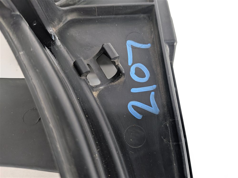 Thumbnail 3: 14-19 BMW X5 X6 (F15 F16) 4.4L N63 TURBO 850 WATT RADIATOR FAN & SHROUD ASSEMBLY