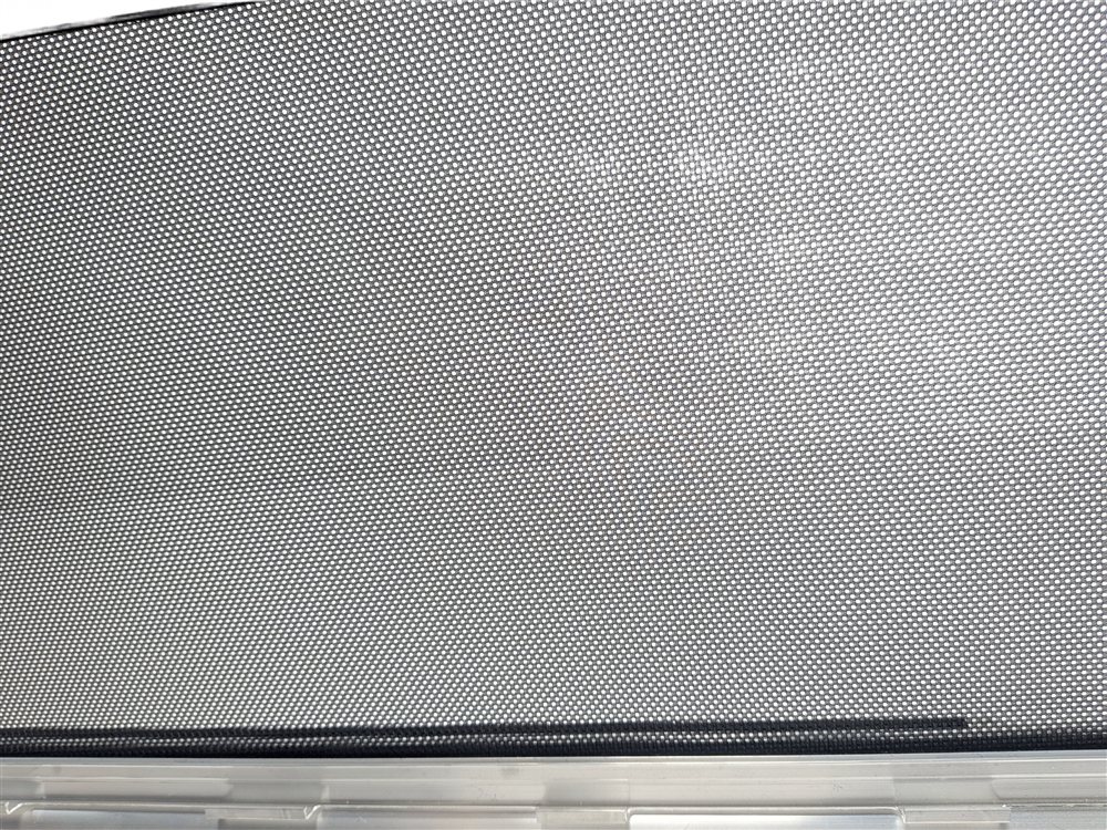 Thumbnail 3: 14-18 BMW X5 (F15) REAR RIGHT DOOR GLASS SUNSHADE SUN SHADE SCREEN BLIND