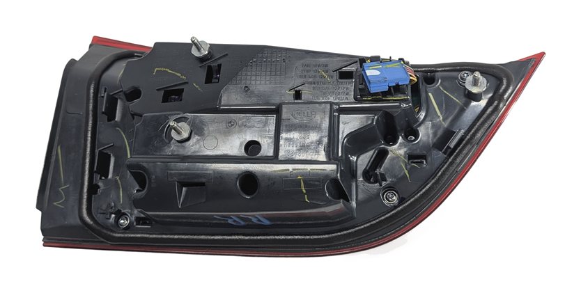 Thumbnail 6: 14-18 BMW X5 X5M ///M (F15 F85) RIGHT PASSENGER REAR INNER TAILLIGHT LIGHT LAMP