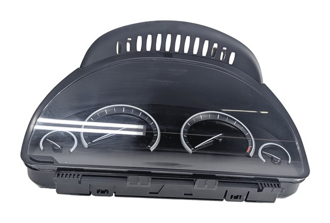 14-18 BMW X5 (F15) ANALOG SPEEDOMETER WITH SCREEN BELOW GUAGES (GAS MPH)