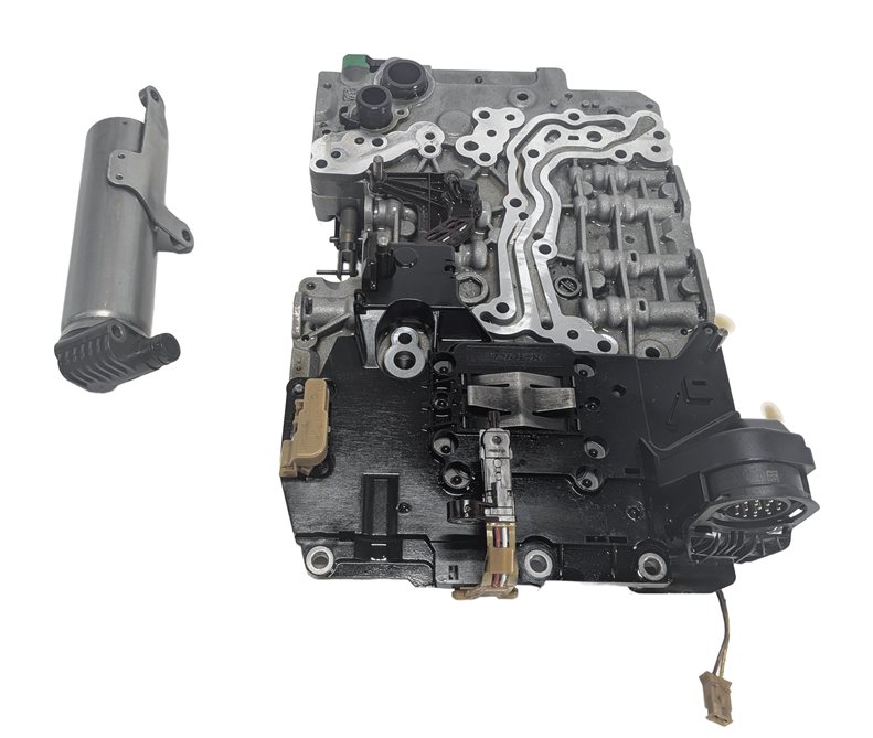 Thumbnail 4: 2014 BMW X5 (F15) 4.4L 8 SPEED 8HP70 AUTO TRANSMISSION VALVE BODY & MECHATRONIC