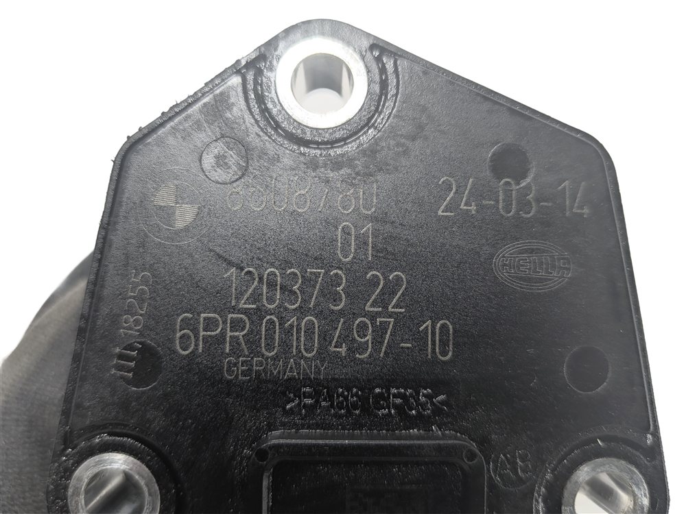 Thumbnail 7: 14-16 BMW X5 X6 (F15 F16) 4.4L 4.4TT TWIN TURBO N63 ENGINE OIL LEVEL SENSOR
