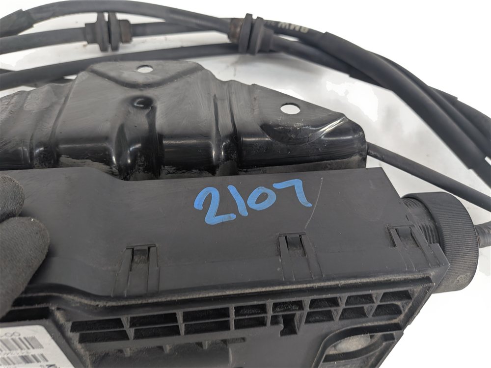 Thumbnail 8: 2014 BMW X5 F15 ELECTRONIC EMERGENCY PARK PARKING BRAKE ACTUATOR MOTOR w/ CABLES