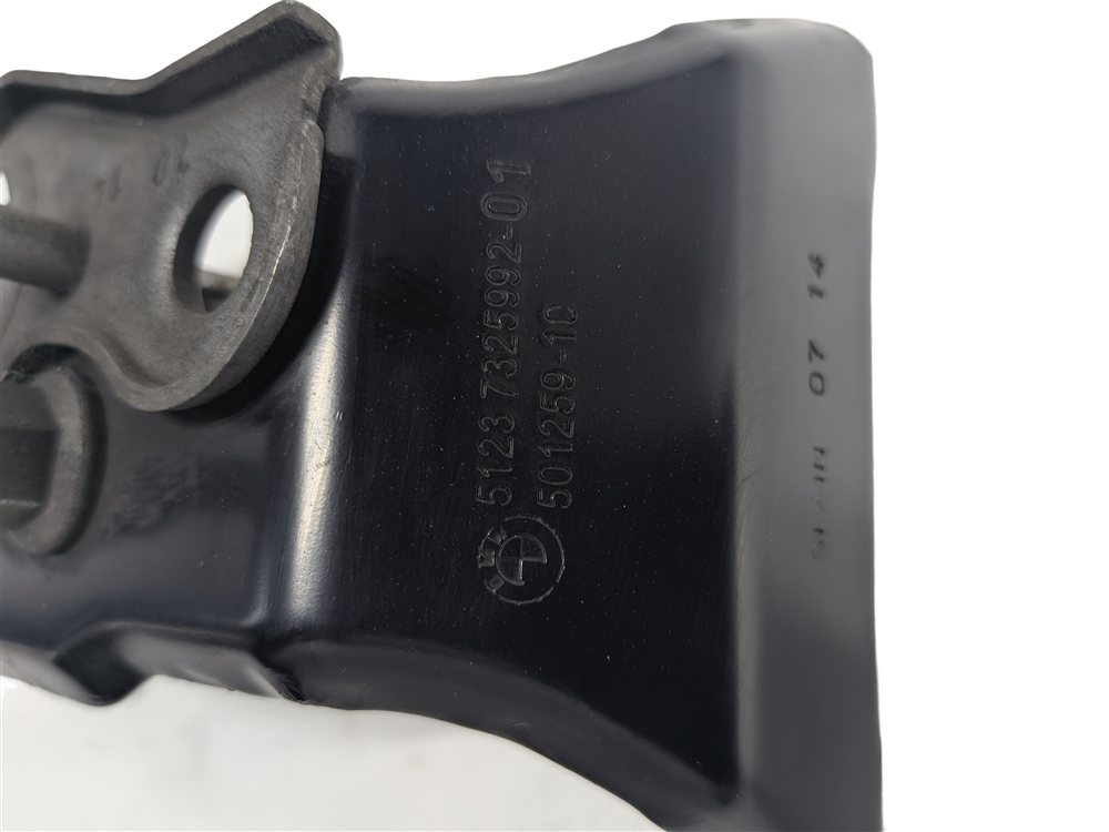 Thumbnail 7: 2014 BMW X5 (F15) FRONT RIGHT HOOD BONNET LID SAFETY LATCH HOOK CATCH STRIKER