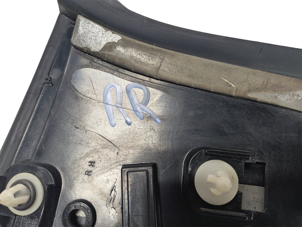 Thumbnail 7: 2014 BMW X5 (F15) REAR RIGHT LIFTGATE ROOF SPOILER SIDE WINGLET MOLDING (Black)