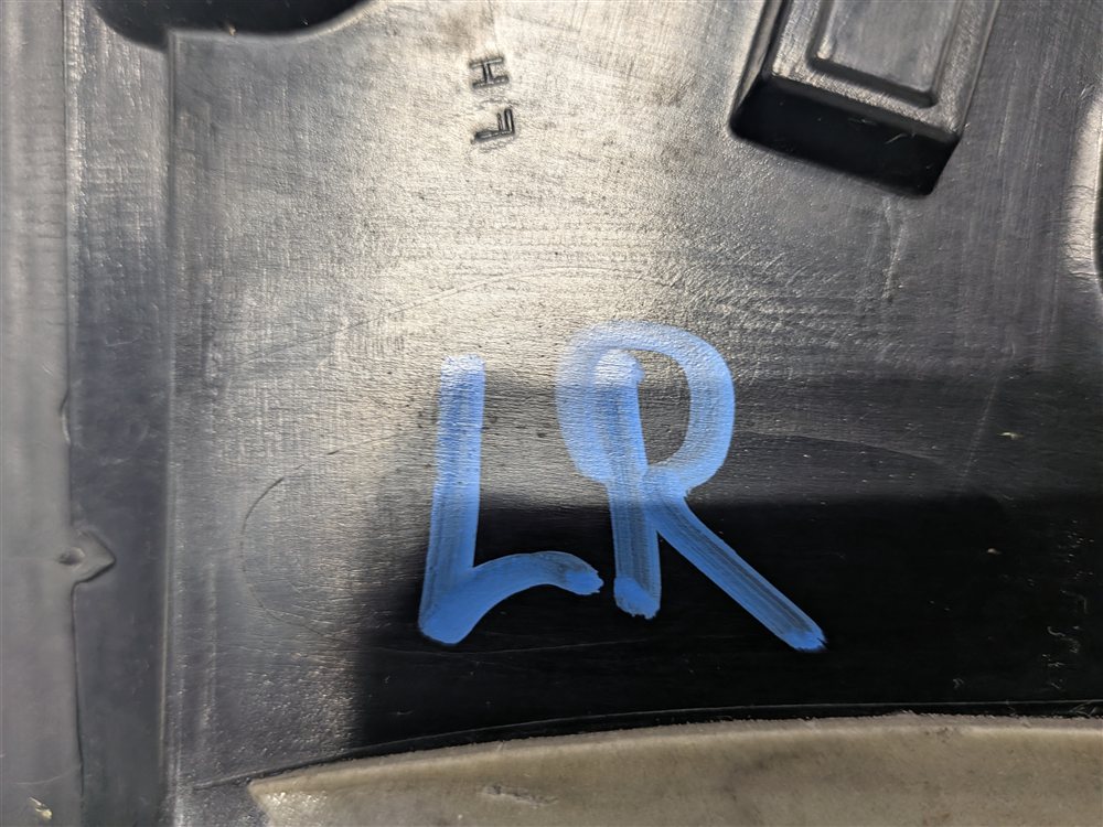 Thumbnail 7: 2014 BMW X5 (F15) REAR LEFT LIFTGATE ROOF SPOILER SIDE WINGLET MOLDING (Black)