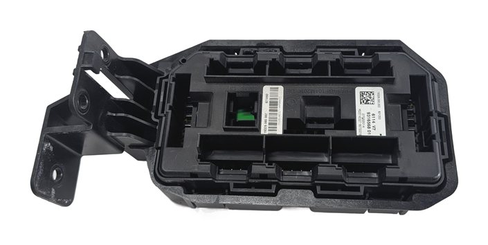 Thumbnail 4: 2014 BMW X5 (F15) 4.4L FRONT POWER DISTRIBUTION FUSE BOX RELAY JUNCTION CARRIER