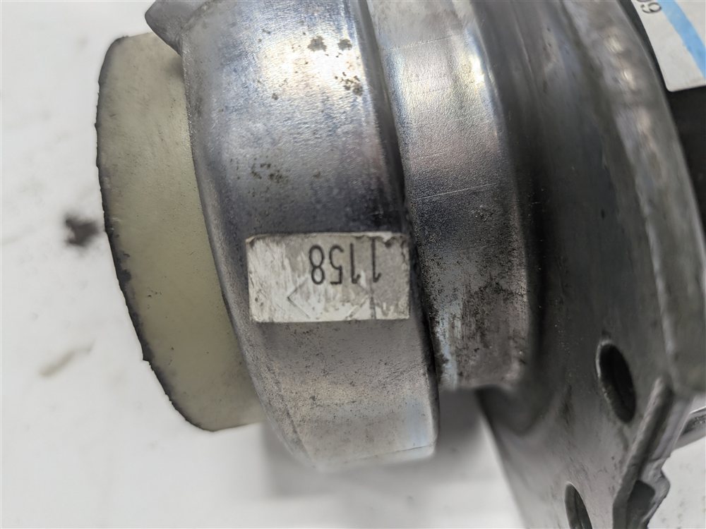 Thumbnail 10: 2014 BMW X5 (F15) 4.4L (N63) ENGINE LEFT/RIGHT MOTOR SUPPORT MOUNT SET/2