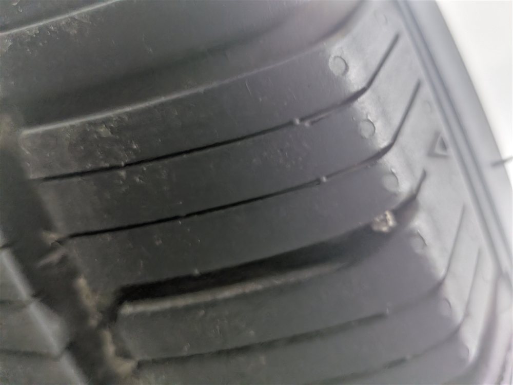 Thumbnail 3: BFGOODRICH ADVANTAGE CONTROL 255/50R19 107V ALL SEASON 7/32 DOT 2524 TIRE