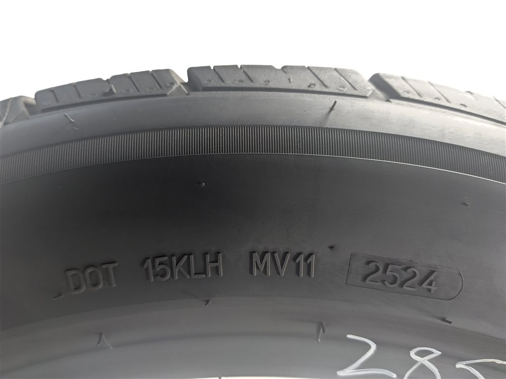Thumbnail 5: BFGOODRICH ADVANTAGE CONTROL 255/50R19 107V ALL SEASON 7/32 DOT 2524 TIRE