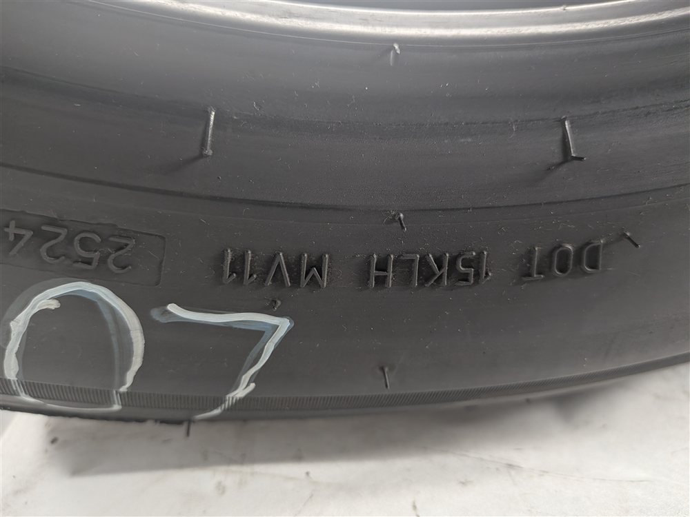 Thumbnail 4: BFGOODRICH ADVANTAGE CONTROL 255/50R19 107V ALL SEASON 8/32 DOT 2524 TIRE