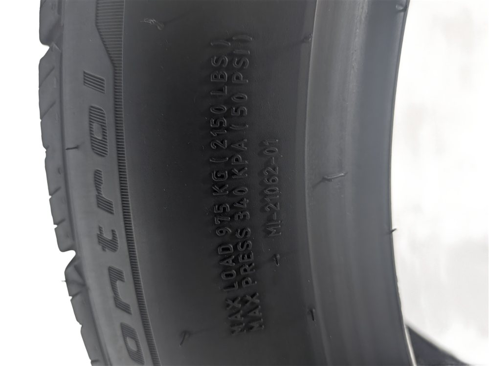 Thumbnail 9: BFGOODRICH ADVANTAGE CONTROL 255/50R19 107V ALL SEASON 8/32 DOT 2524 TIRE