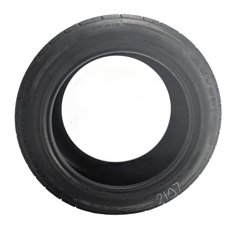 BFGOODRICH ADVANTAGE CONTROL 255/50R19 107V ALL SEASON 8/32 DOT 2624 TIRE
