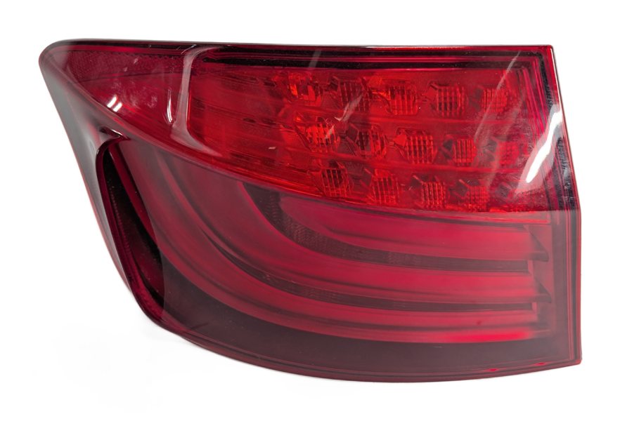 Thumbnail 2: 11-13 BMW 528i 535i 550i M5 (F10) REAR LEFT DRIVER OUTER TAILLIGHT BRAKE LAMP