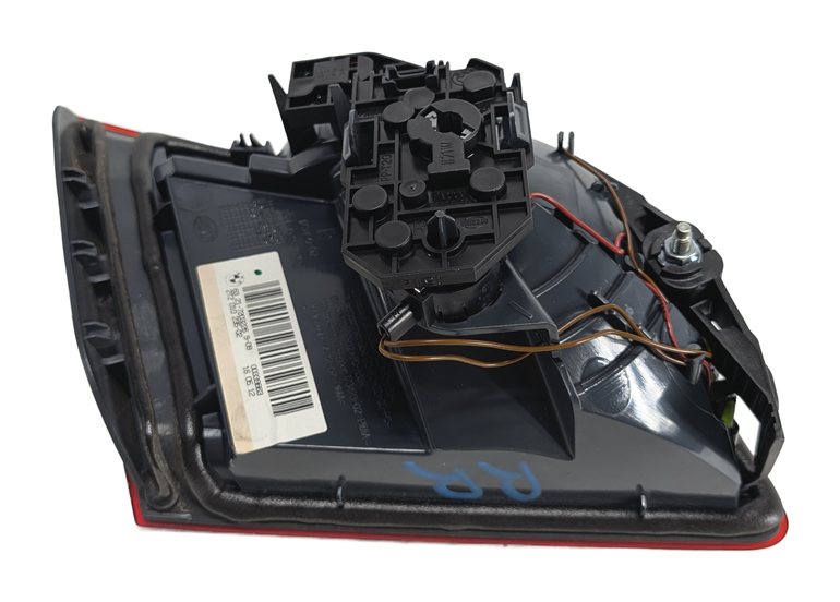 Thumbnail 7: 11-13 BMW 528i 535i 550i M5 (F10) REAR RIGHT PASSENGER INNER TRUNK TAILLIGHT