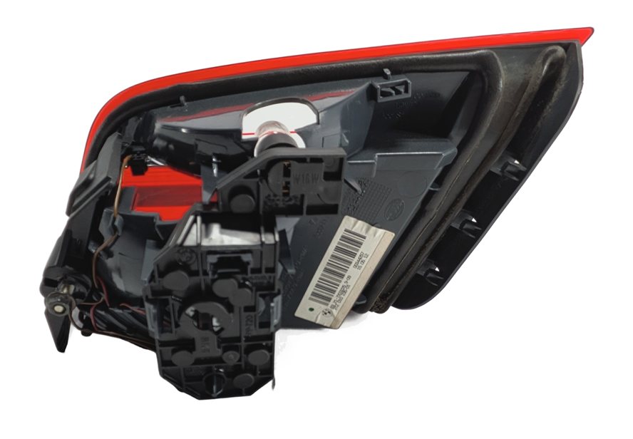 Thumbnail 7: 11-13 BMW 528i 535i 550i M5 (F10) REAR LEFT DRIVER INNER TRUNK TAILLIGHT LAMP