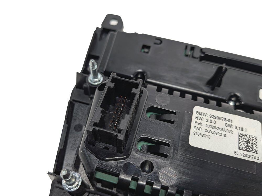 Thumbnail 10: 11-16 BMW 5 M5 SERIES (F10) HEATER A/C TEMPERATURE & RADIO CONTROL PANEL (BLACK)