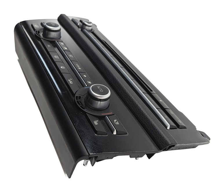 Thumbnail 5: 11-16 BMW 5 M5 SERIES (F10) HEATER A/C TEMPERATURE & RADIO CONTROL PANEL (BLACK)