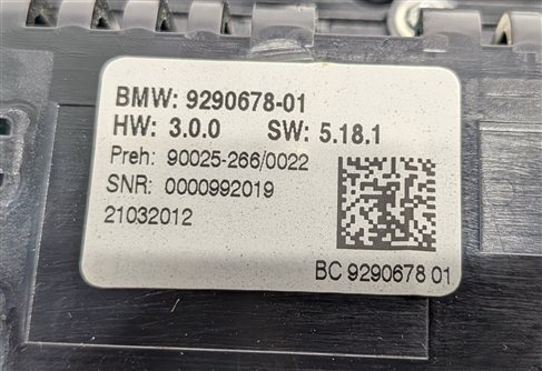 Thumbnail 8: 11-16 BMW 5 M5 SERIES (F10) HEATER A/C TEMPERATURE & RADIO CONTROL PANEL (BLACK)