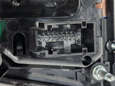 Thumbnail 9: 11-16 BMW 5 M5 SERIES (F10) HEATER A/C TEMPERATURE & RADIO CONTROL PANEL (BLACK)