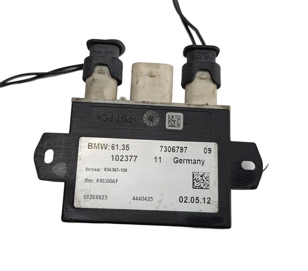 Thumbnail 6: 12-17 BMW 3 4 5 7 X3 X6 F01 F10 F30 KICK SENSOR SMART OPENER ANTENNA w/MODULE
