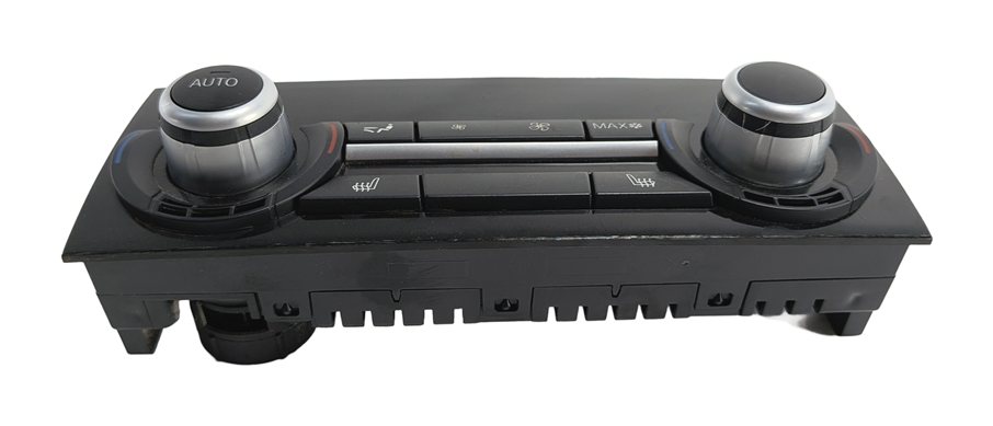 Thumbnail 3: 2010-2019 BMW 528i 535i 550i 740i 750i 760i (F01 F06 F10) REAR TEMPERATURE PANEL