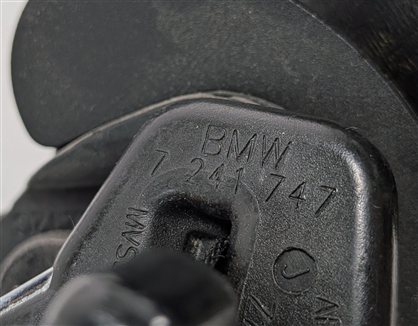 Thumbnail 12: 11-16 BMW 528i 535i 550i M5 (F10) FRONT LEFT DRIVER SEATBELT RETRACTOR (Black)