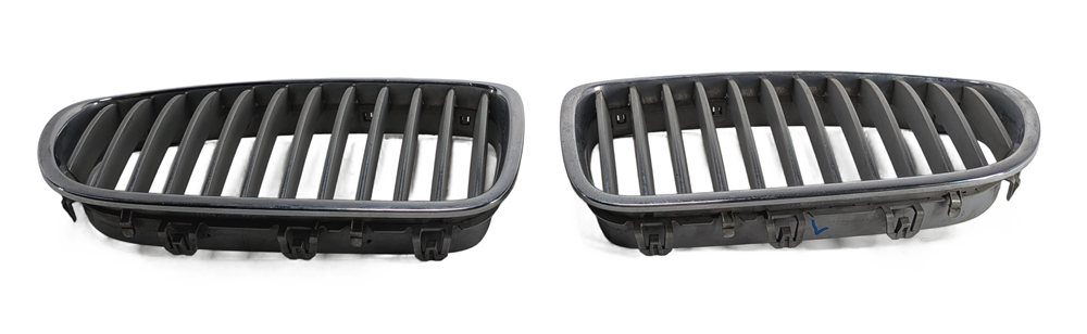Thumbnail 6: 11-13 BMW 528i 535i 550i (F10) FRONT LEFT & RIGHT HOOD VENT GRILLE SET