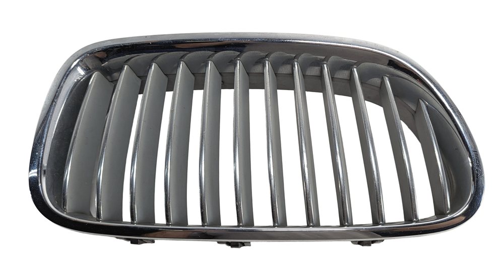 Thumbnail 8: 11-13 BMW 528i 535i 550i (F10) FRONT LEFT & RIGHT HOOD VENT GRILLE SET