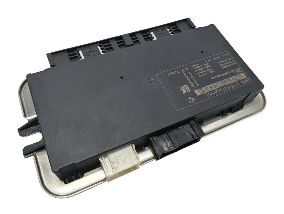 10-17 BMW 5 6 7 M5 X3 X4 (F06 F10 F12 F25 F26) FRM III BODY LIGHT CONTROL MODULE