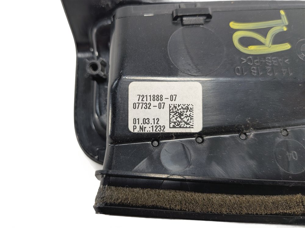 Thumbnail 9: 2012 BMW ACTIVE HYBRID 5 F10 REAR RIGHT B-PILLAR CABIN HEAT AIR AC VENT (Black)