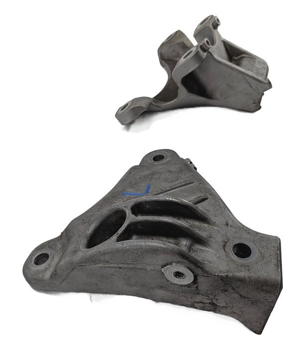 Thumbnail 3: 12 BMW ACTIVEHYBRID 5 F10 3.0L N55 HYBRID ENGINE LEFT/RIGHT MOUNT BRACKET SET/2