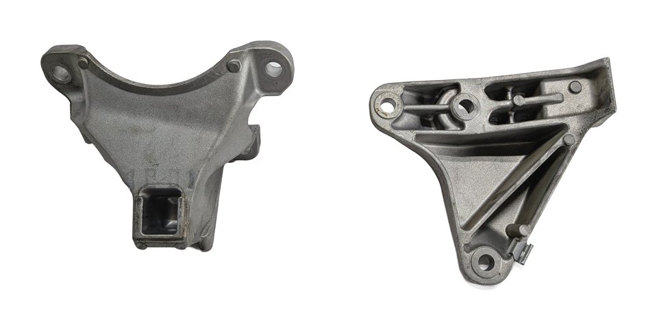 Thumbnail 6: 12 BMW ACTIVEHYBRID 5 F10 3.0L N55 HYBRID ENGINE LEFT/RIGHT MOUNT BRACKET SET/2