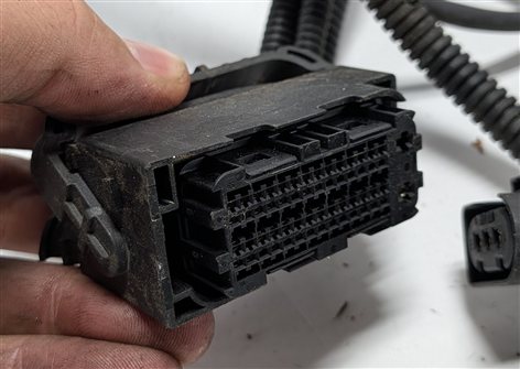 Thumbnail 10: 12 BMW ACTIVEHYBRID 5 F10 3.0L N55 HYBRID ENGINE INJECTOR HARNESS BATTERY CABLE