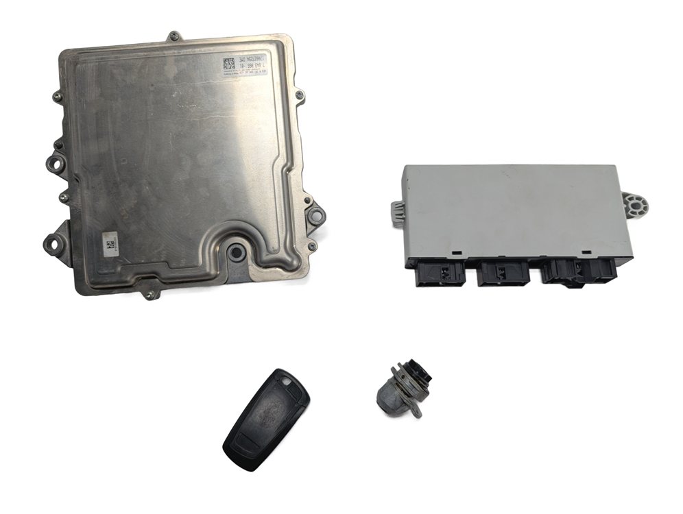 Thumbnail 6: 12 BMW ACTIVEHYBRID 5 F10 3.0L N55 HYBRID ENGINE DME CAS4 IMMOBILIZER KEY SET/4