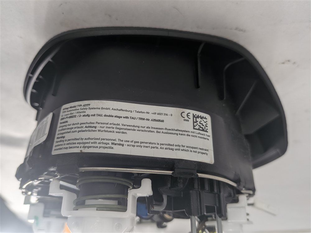 Thumbnail 9: 13-19 BMW 330i 330iGT 340iGT 430i 440i (F30 F32 F34) SPORT STEERING WHEEL AIRBAG
