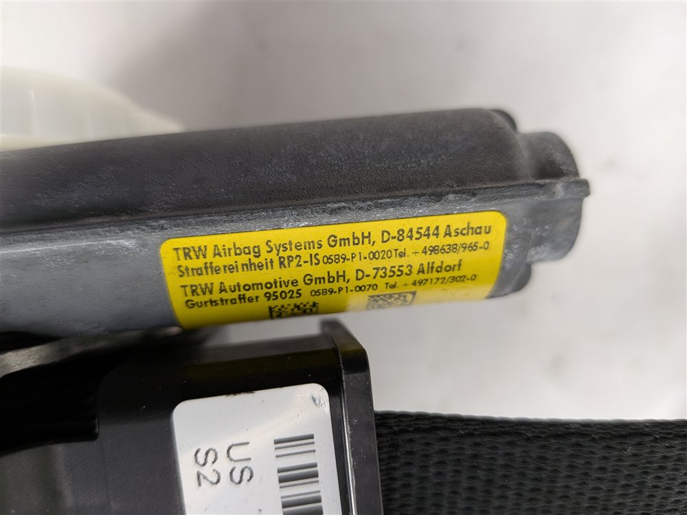 Thumbnail 9: 14-19 BMW 3 4 SERIES (F30 F32 F34) RIGHT PASSENGER SEATBELT RETRACTOR (Black)