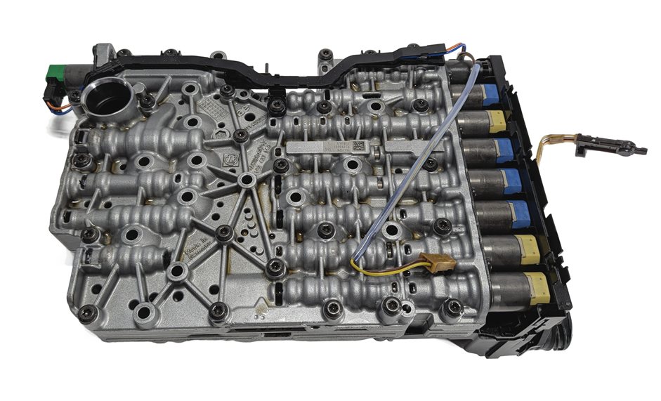 Thumbnail 4: 17-21 BMW 230i 330i 430i F22 F30 F32 8HP-50 TRANSMISSION VALVE BODY MECHATRONICS