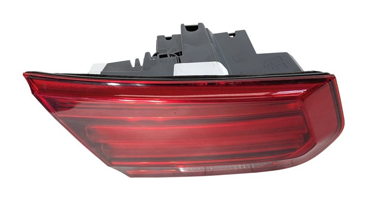 Thumbnail 3: 16-18 BMW 3-SERIES M3 (F30) SEDAN REAR LEFT INNER TRUNK LED TAILLIGHT LIGHT LAMP