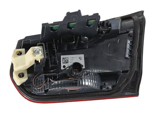 Thumbnail 7: 16-18 BMW 3-SERIES M3 (F30) SEDAN REAR LEFT INNER TRUNK LED TAILLIGHT LIGHT LAMP