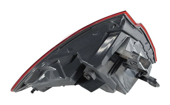 Thumbnail 5: 16-18 BMW 3-SERIES (F30) SEDAN REAR RIGHT OUTER LED TAILLIGHT BRAKE LIGHT LAMP