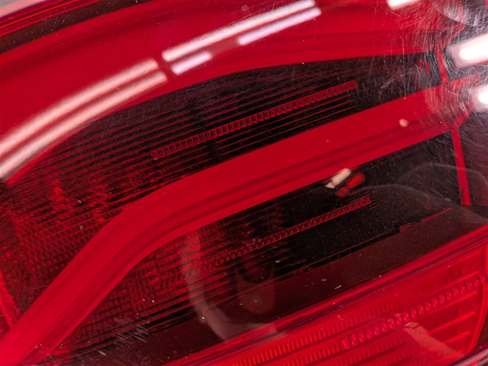Thumbnail 7: 16-18 BMW 3-SERIES (F30) SEDAN REAR RIGHT OUTER LED TAILLIGHT BRAKE LIGHT LAMP